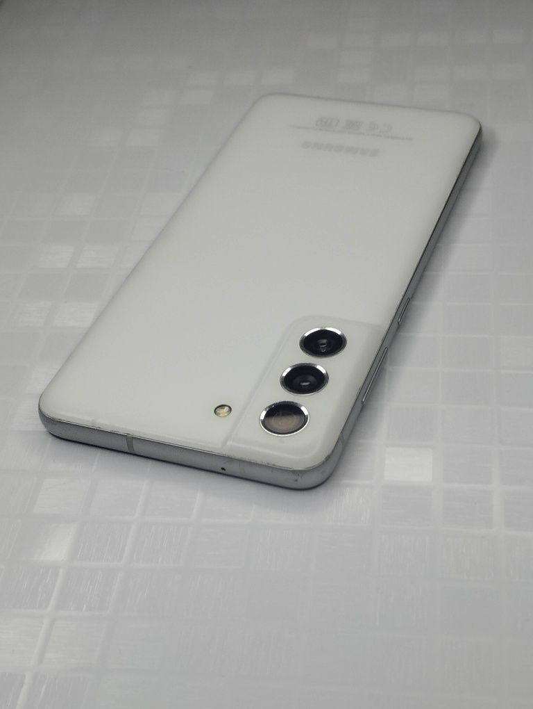 Samsung Galaxy S21 FE