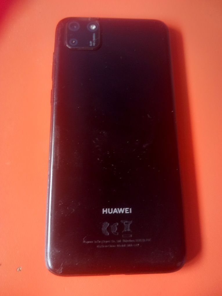 Vând Huawei y5p 2020  display spart piese