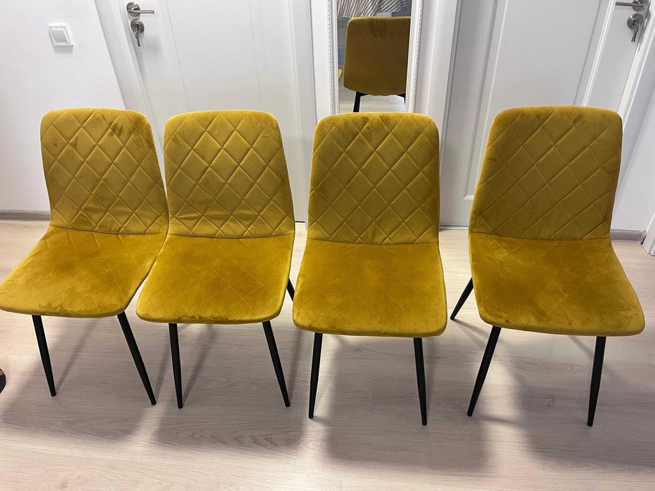 Set 4 Scaune Dining / Bucatarie Catifea
