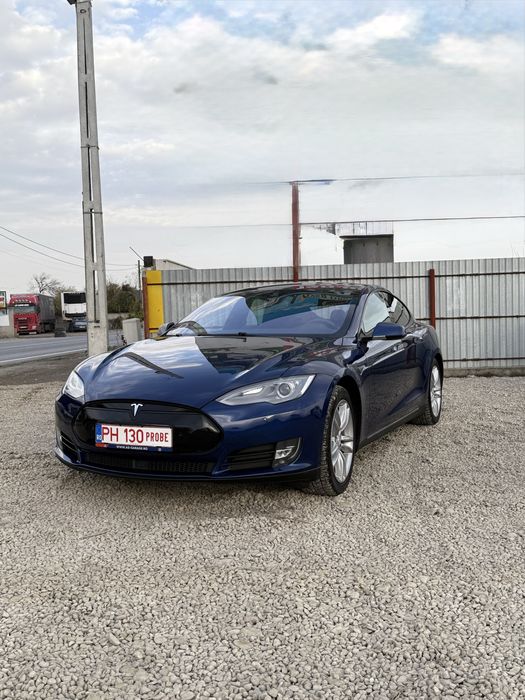 Tesla S90 full electric