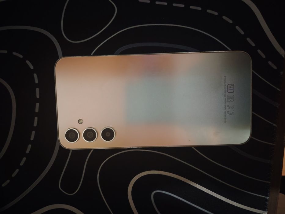 Продам Samsung Galaxy A34 5G 120 герц 256 гб