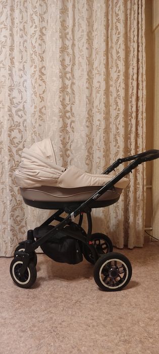 Продам коляску York by Adamex 3 в 1 в отличном состоянии