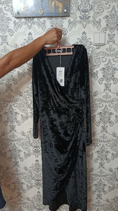 Продам новое платье 44р-46р