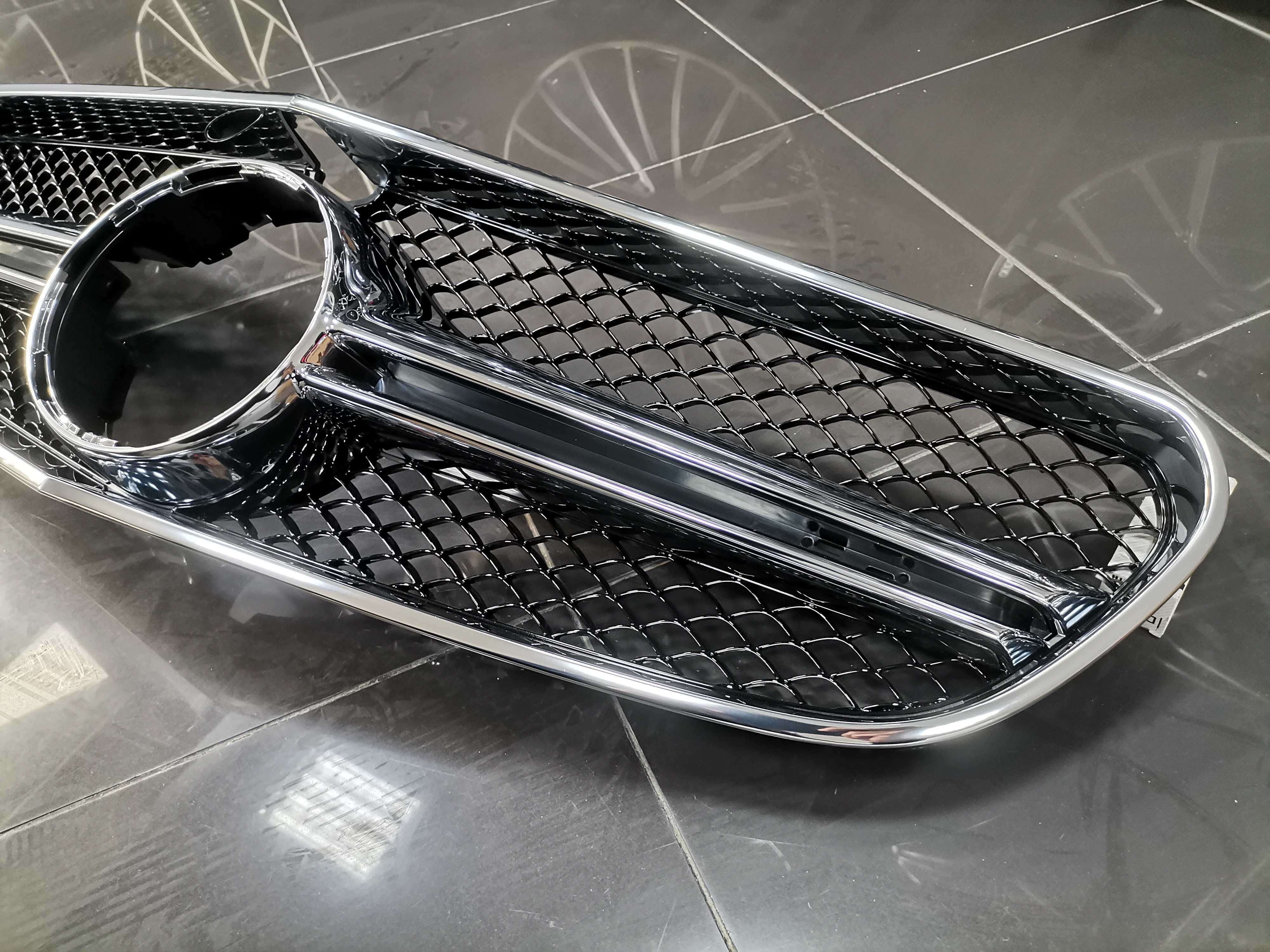 Нова Оригинална S63 S65 AMG Решетка Mercedes S Coupe W217 Мерцедес 217