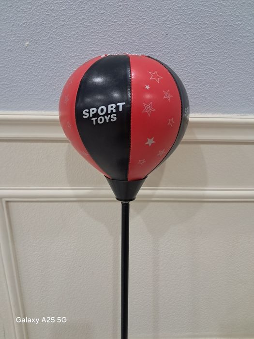 Груша боксёрская продам.