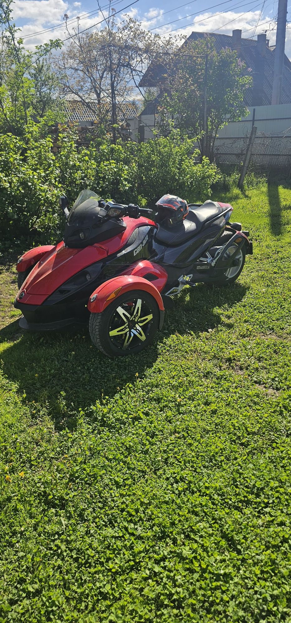 Vând CanAm Spyder 2009