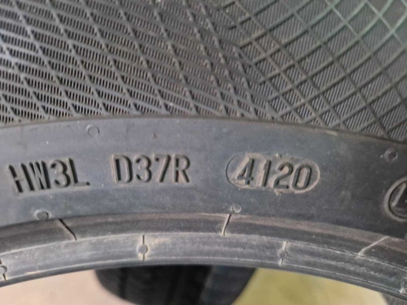 2 Continental R18 235/55
зимни гуми DOT4120