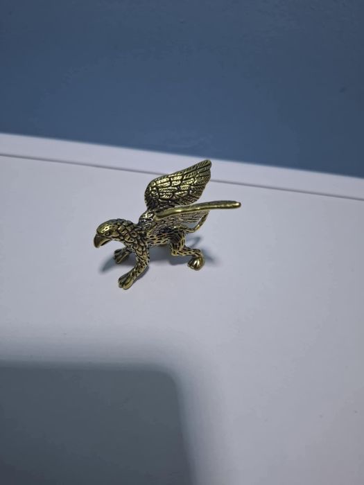 Миниатюра грифон