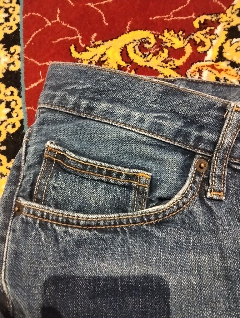 Blugi Tommy Hilfiger ,dama,mărime L! Preț 150 lei! Stare foarte buna,