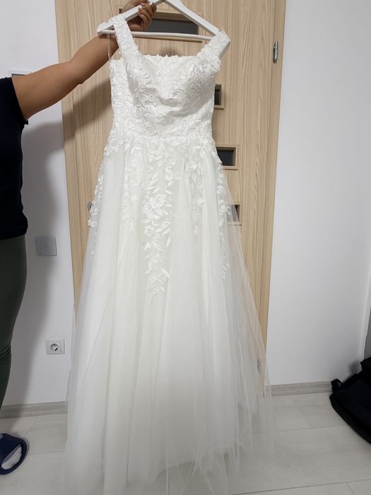 Vand rochie mireasa scurta