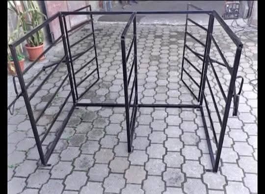 Boxe pentru muls oi 
Oferim calitate superioara,  cât și transport gra