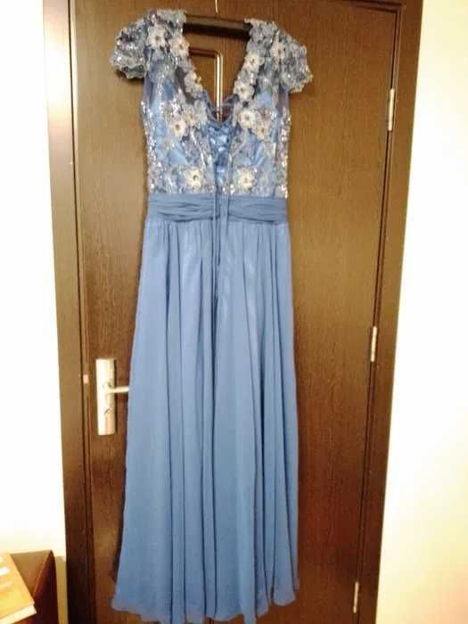Vand rochie eleganta marimea M