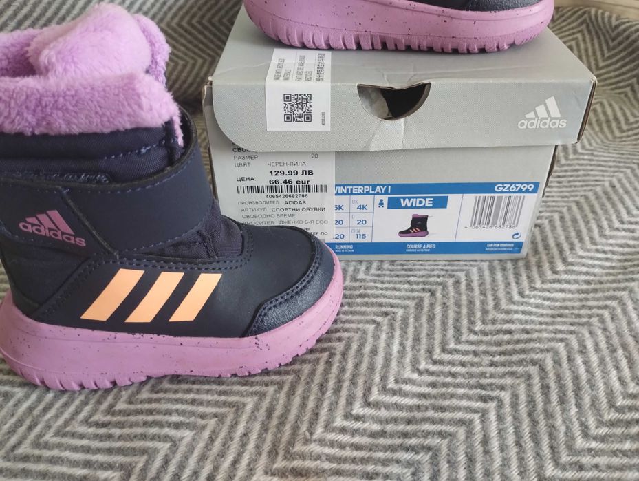 Adidas топли ботушки номер 20