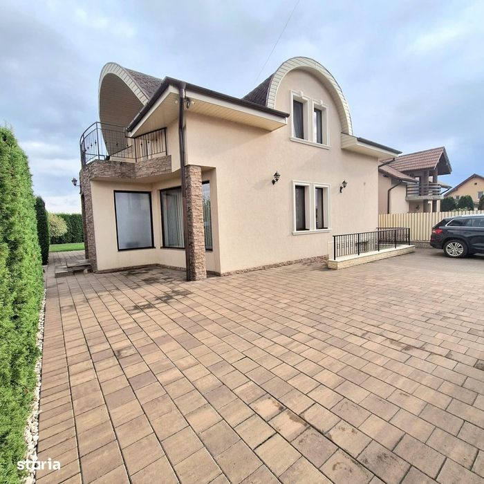 PROPRIETAR: vând locuință elegantă, foarte bine întreținută și echipat