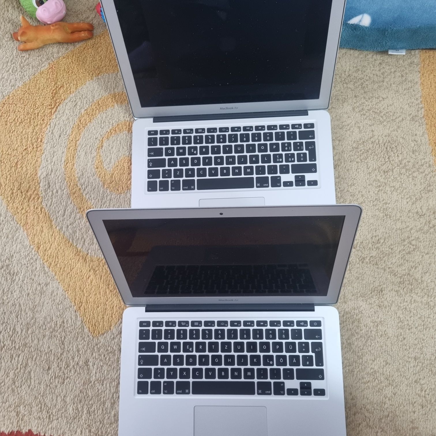 2xMackBook Air de piese