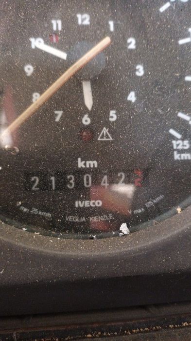 Basculanta 6t cu macara