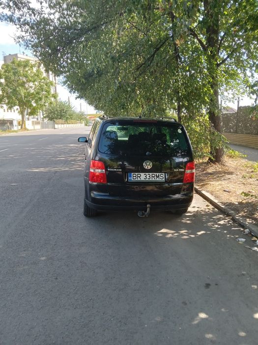Vînd vw touran an 2006