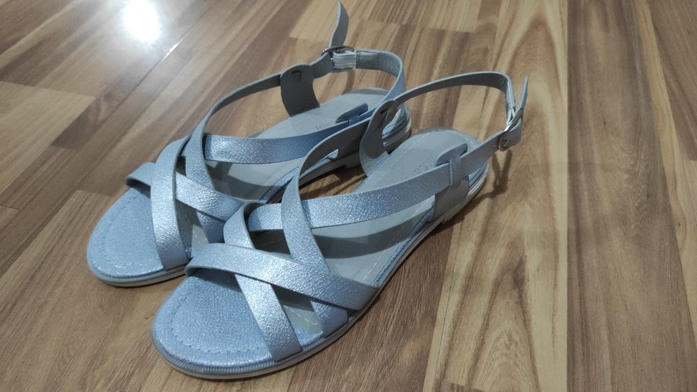 Сандалии детские новые. Размер 36 не маломерят. T.Taccardi