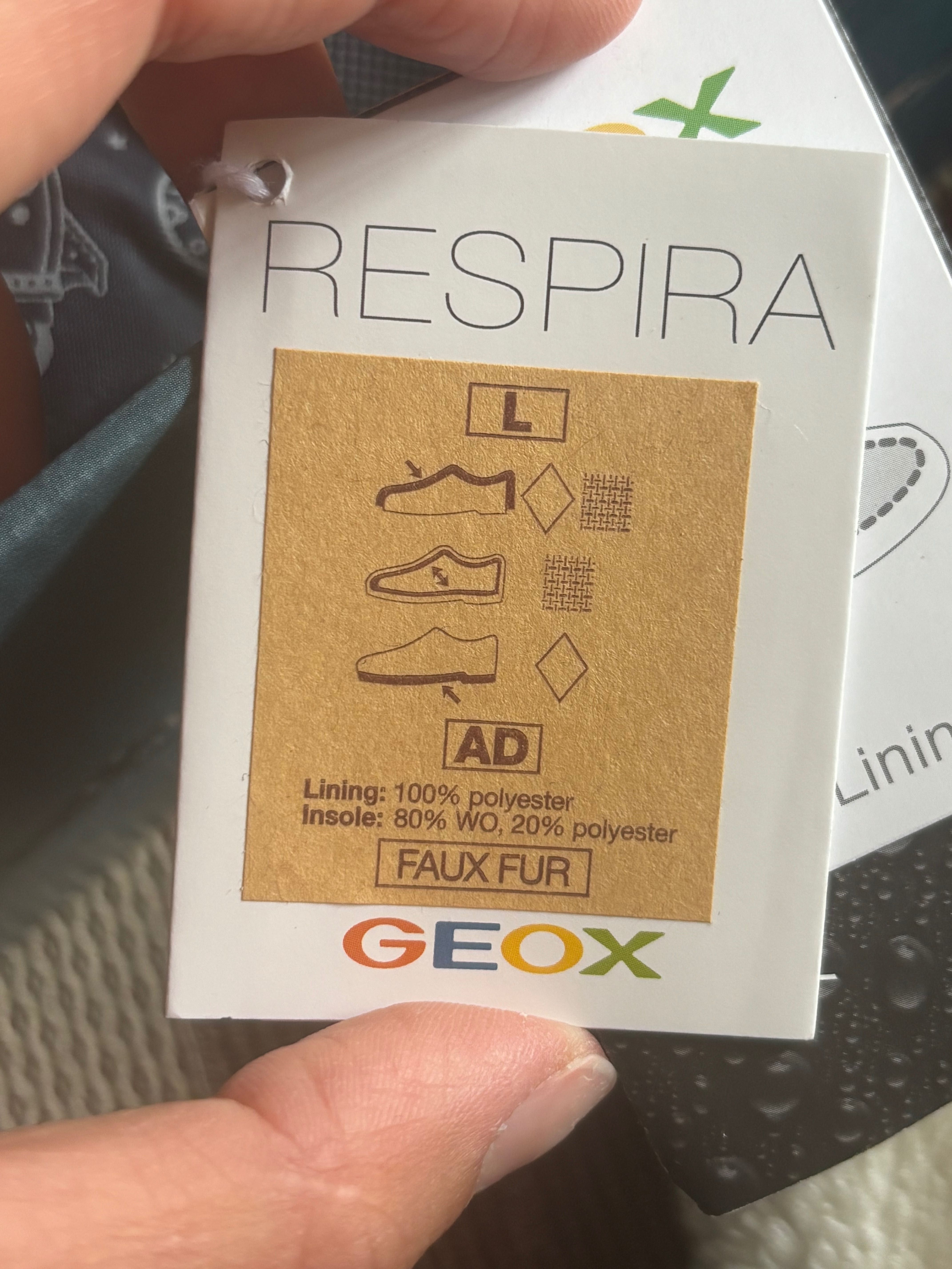 Детски апрески Geox нови 23 номер