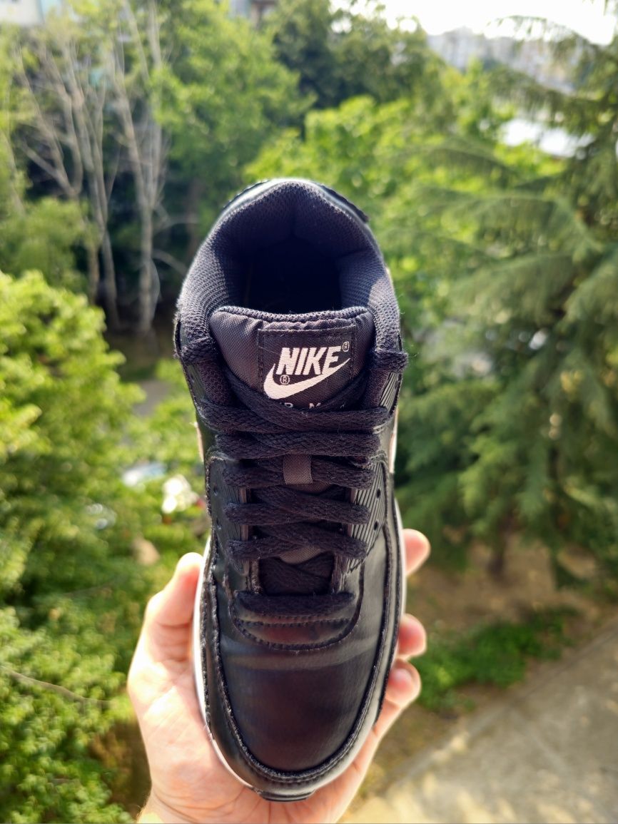 Nike Air Max 90 CD6864-010 - размер 38