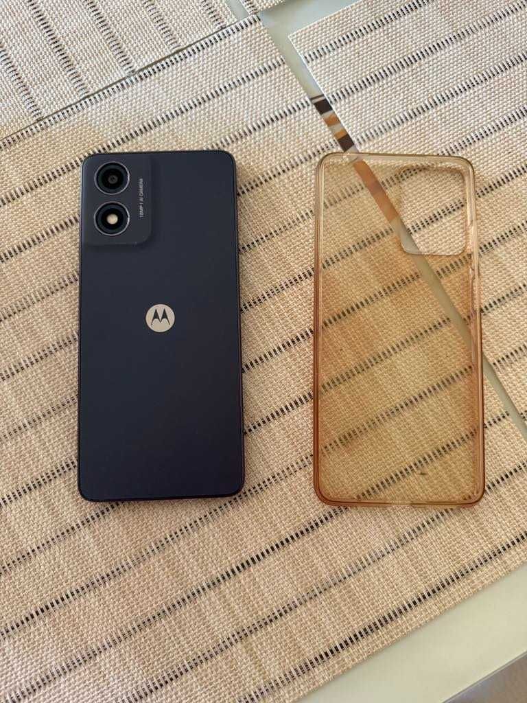 Motorola G04 много добро състояние