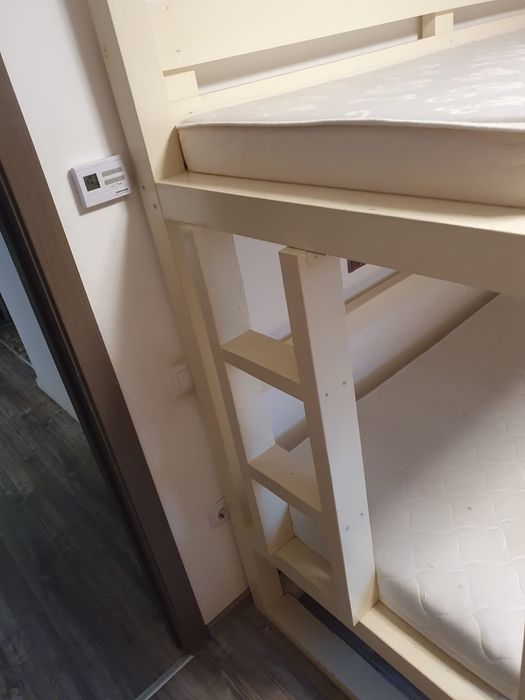 Pat supraetajat masiv rezistent la 250kg