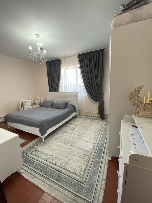 Срочно продается спальный гарнитур