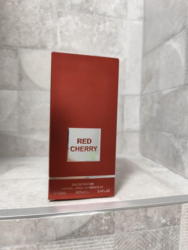 Vand parfum Red Cherry!