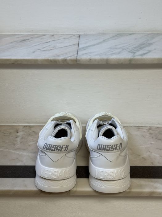 Versace Odiseea Albi