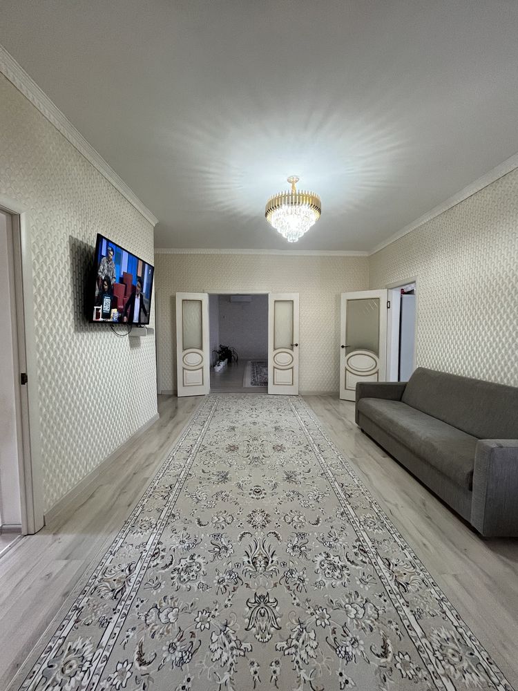 Срочно Көктем мкр 9 сот, 12/12 үй сатылады, жазғы ас үйі, гаражы бар