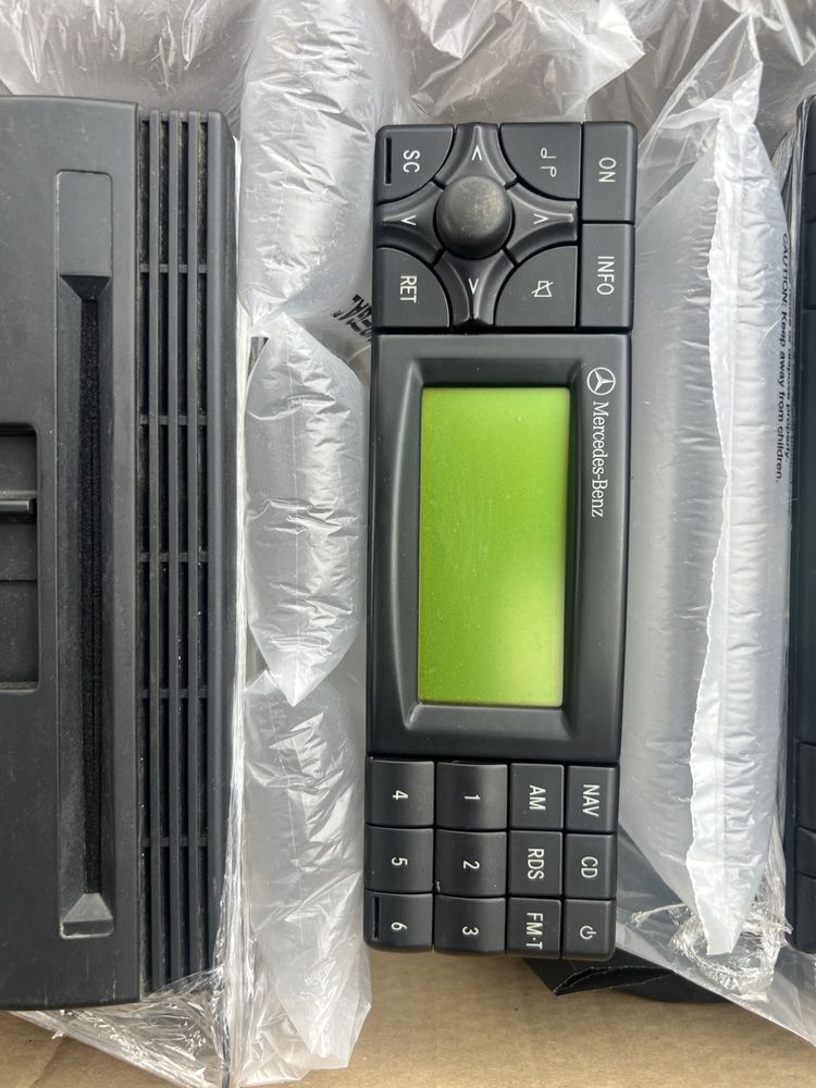 APS W140 W210 navigatie audio 10 radio casetofon
