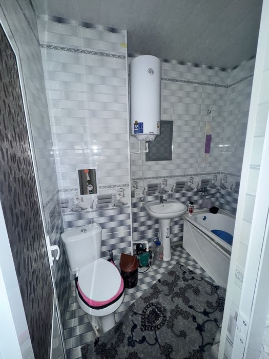 Ijaraga 2 xonalik uy beriladi 3 etaj
