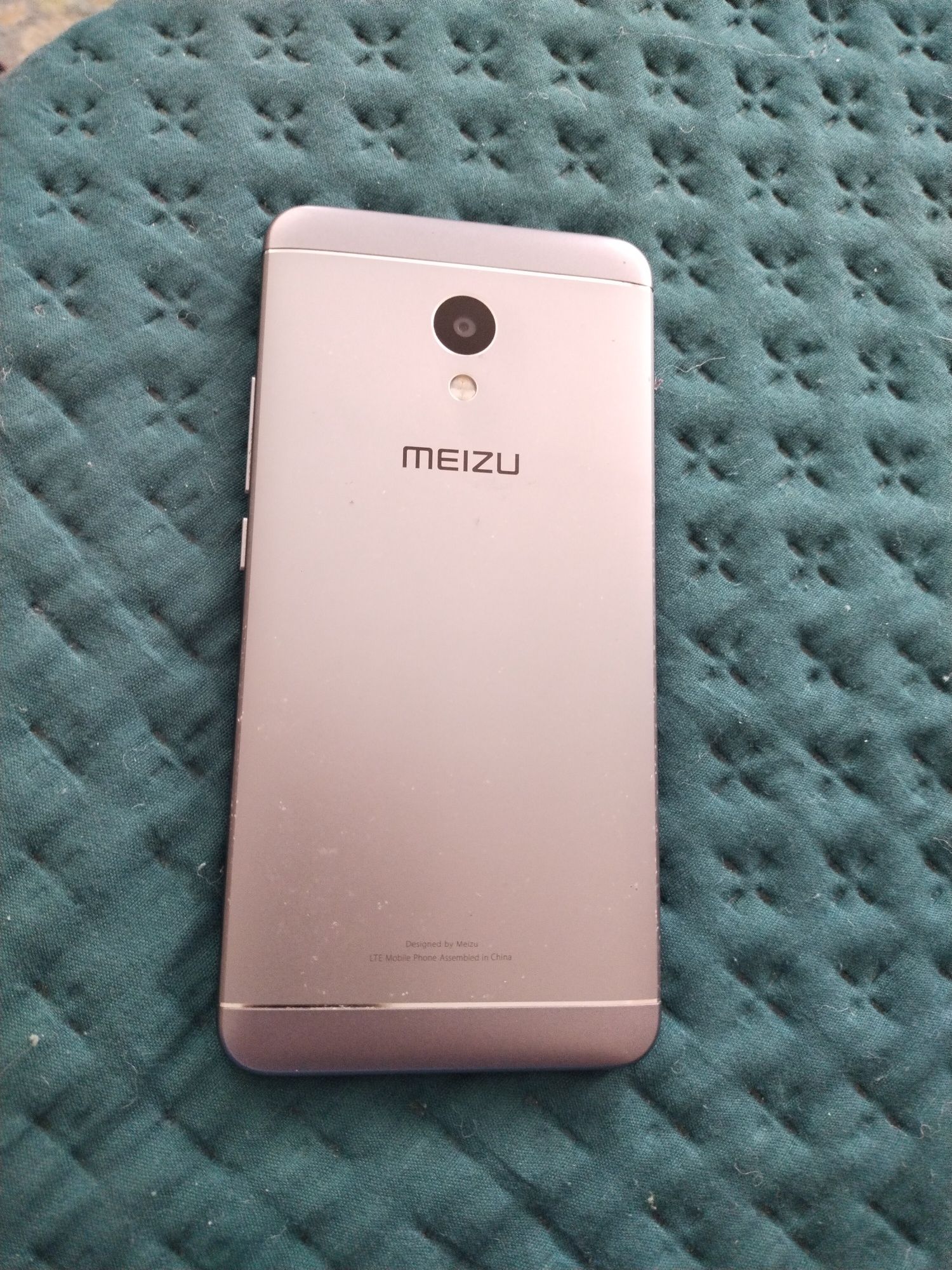 Смартфон Meizu M5s