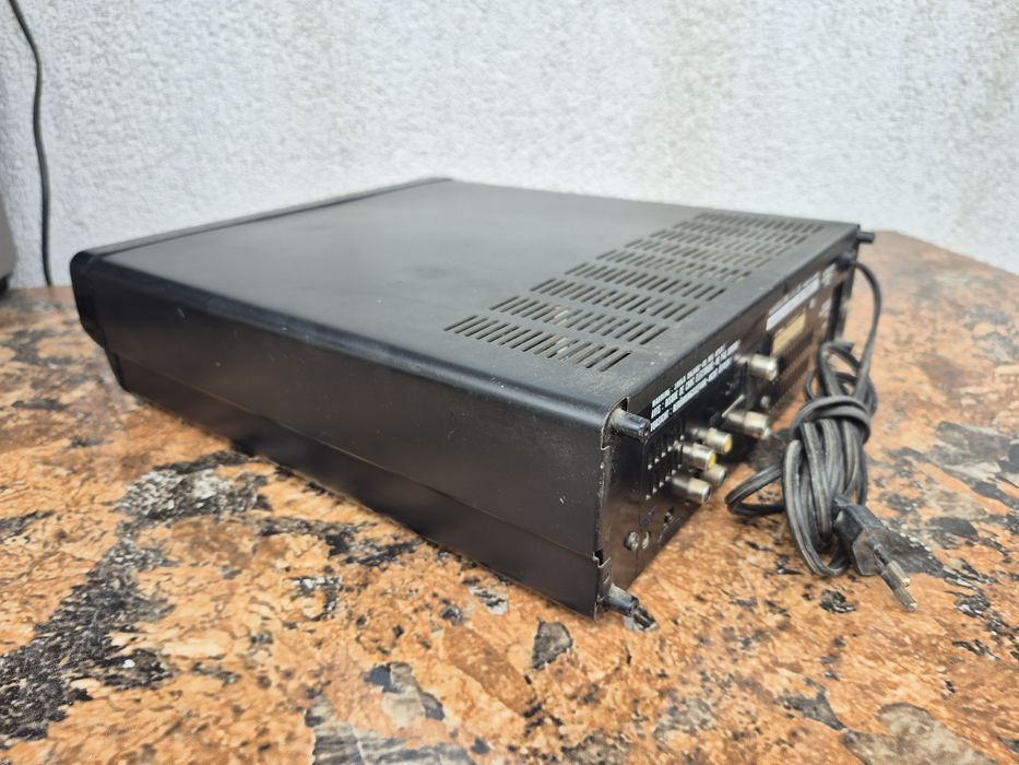 Vand Video marca Akai model VS-R9EV ,Made in Japan

- video casette