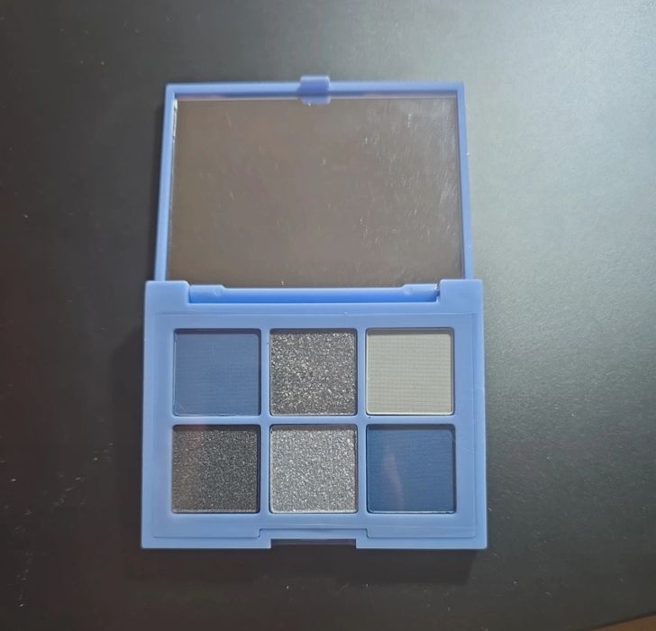 Paleta farduri essence