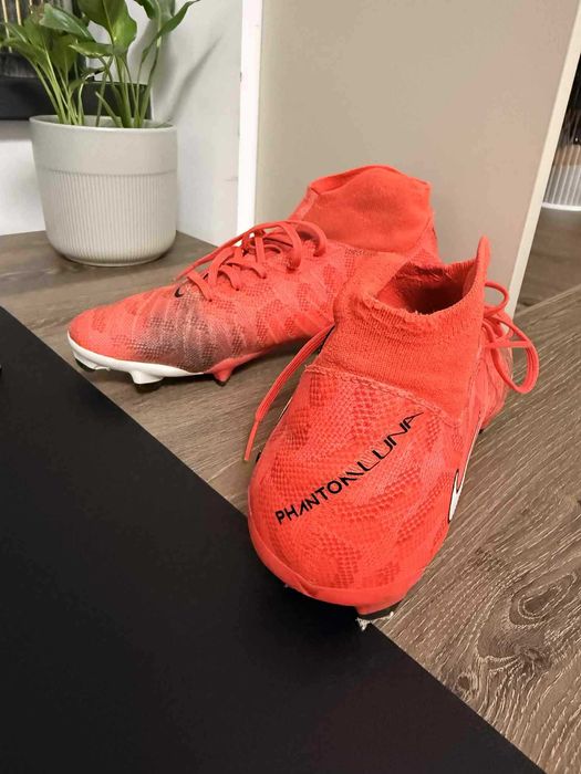 Ghete de fotbal Nike Phantom Luna Elite - 40 / 255