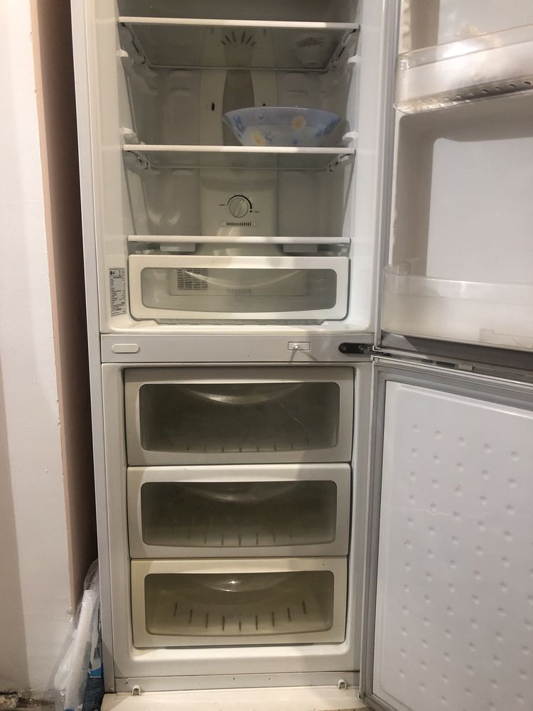 Холодильник LG  NO FROST