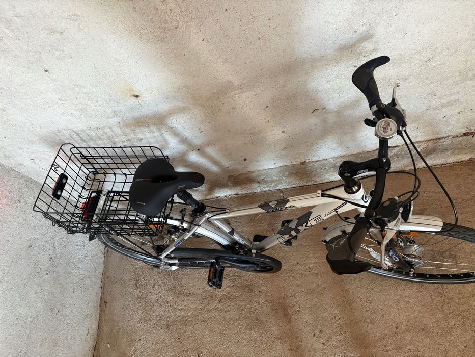 Bicicleta barbati  Trekking 26 inch Rixe la Rochelle aluminu 7005.