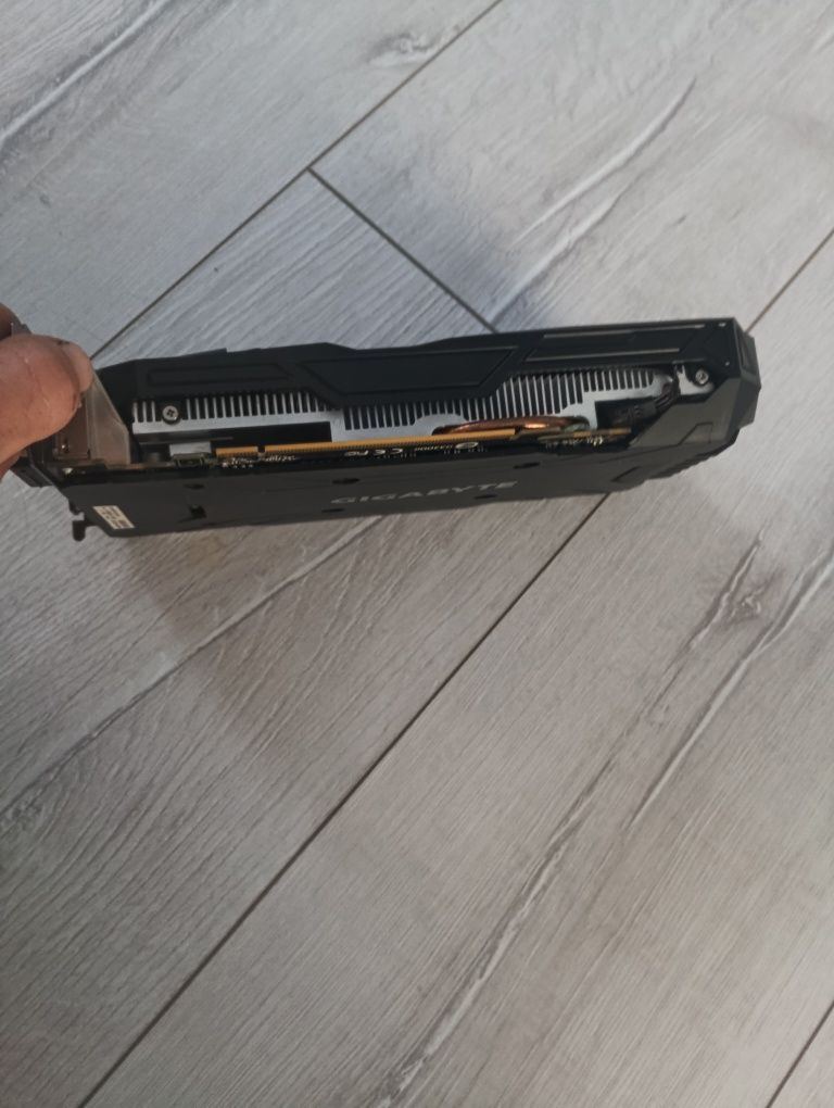 Geforce gtx 1060 6gb Gigabyte