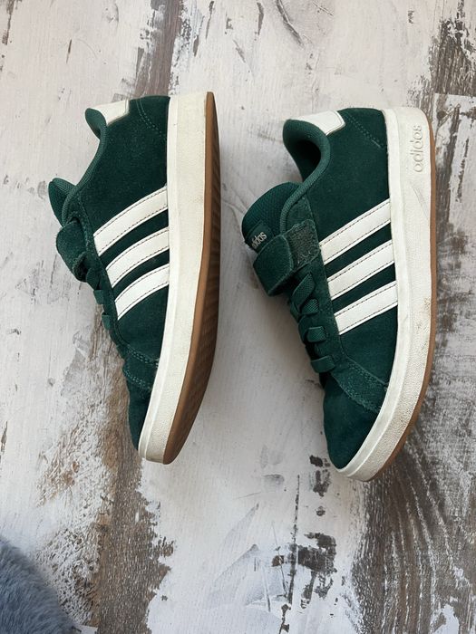 Детски велирени кецове Adidas