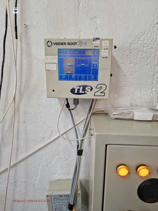 Продава се Промишлена сграда в с. Бъзън, Област Русе - 1592 кв.м за 53 €/кв.м - Снимка #11