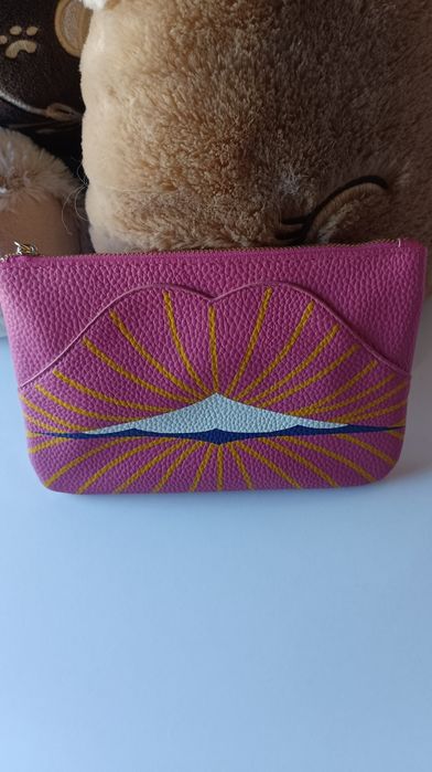 Escada несесер ориг.