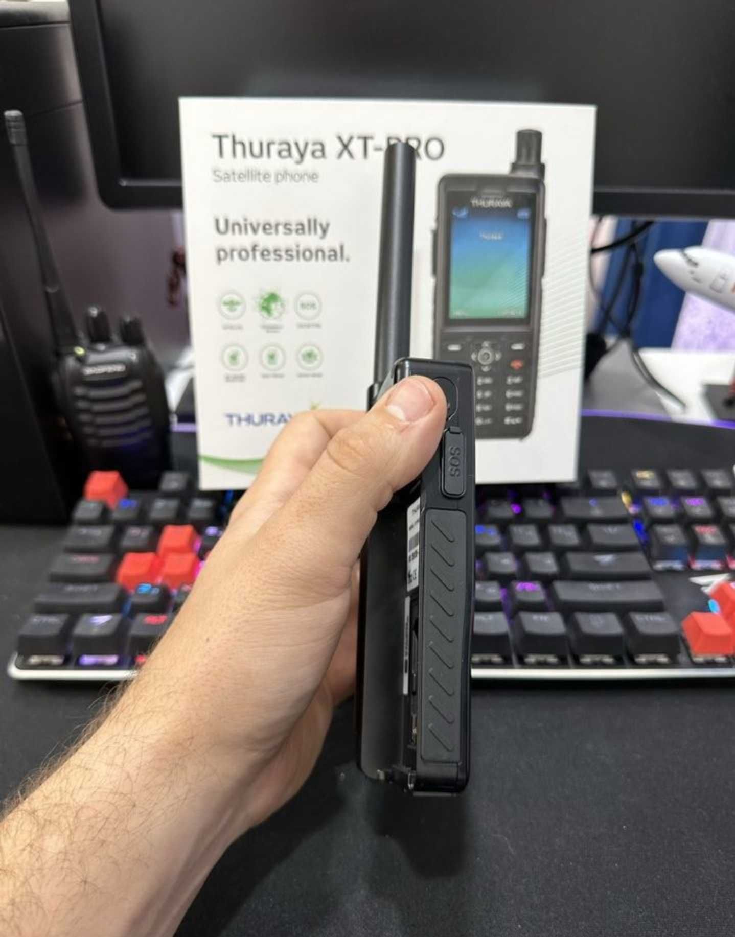 Thuraya XT-pro Спутниковый Телефон Thuraya XT-pro Спутниковый Телефон