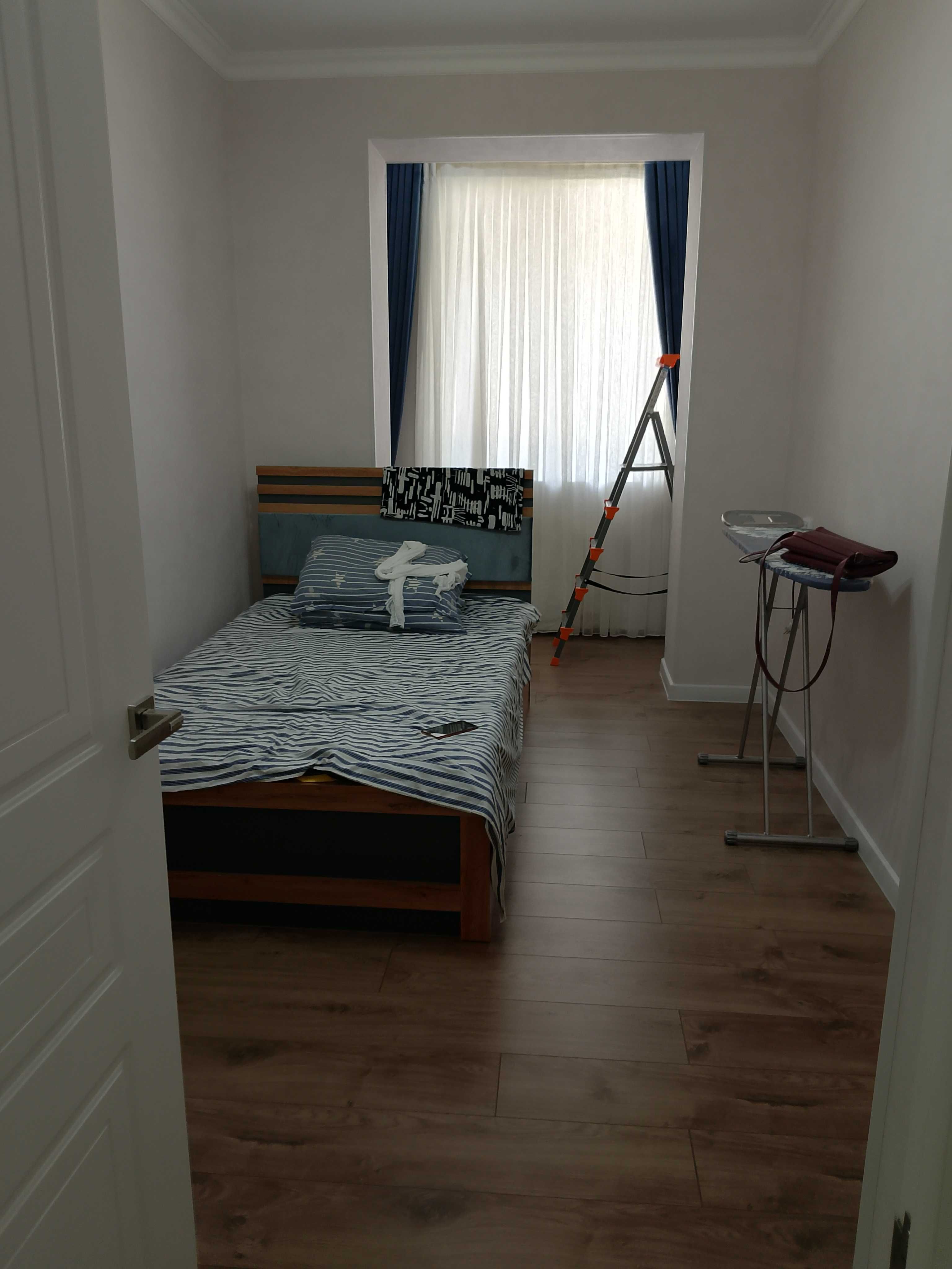 Продам квартиру 3х ком. на иззат 85кв.м 1й этаж с ремонтом