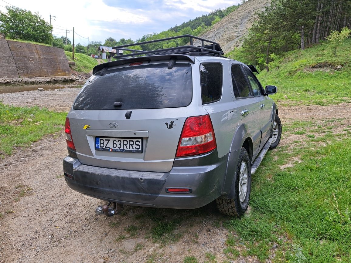 Vând Kia sorento