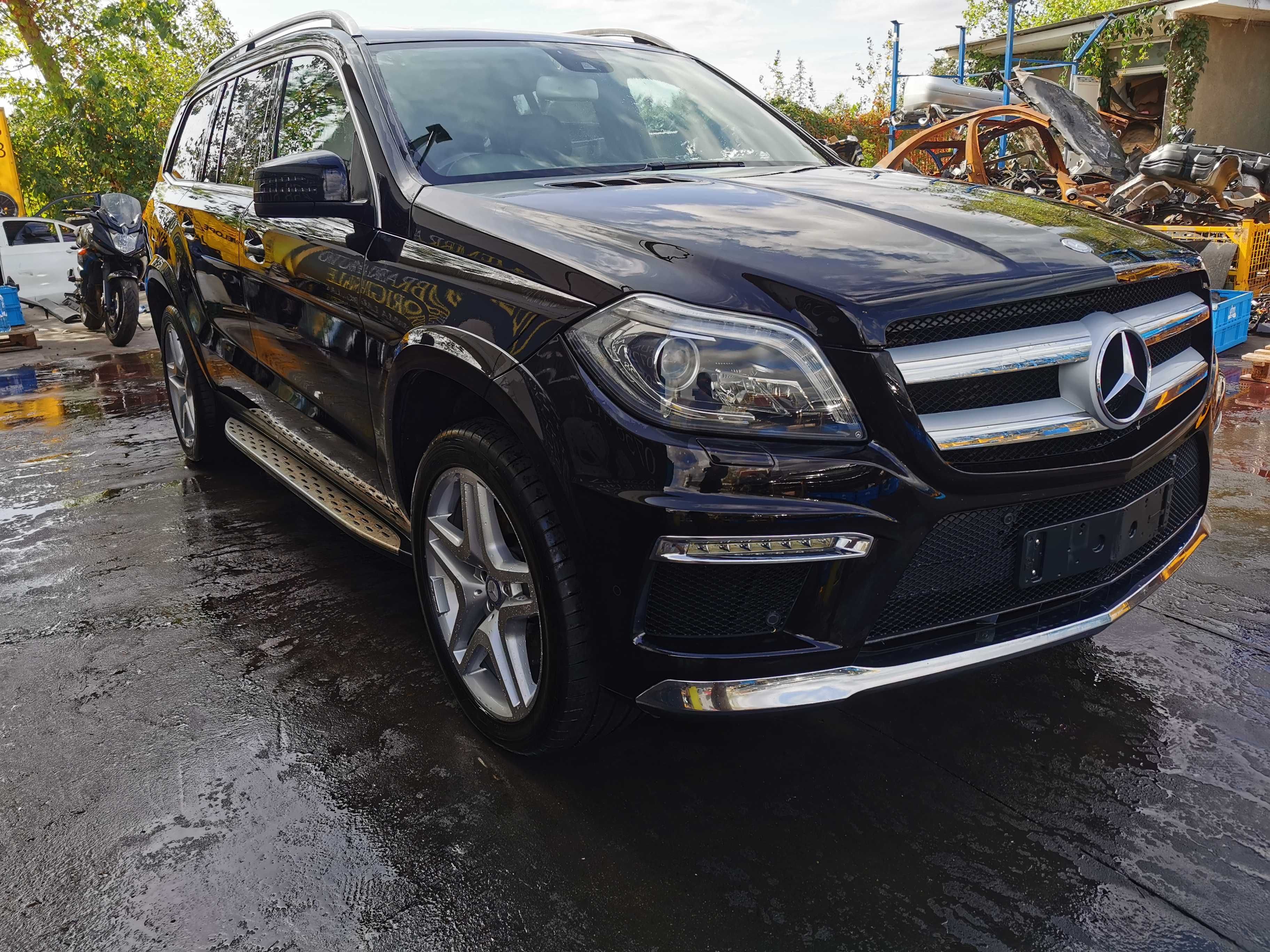 Dezmembrez gl x166 GL 350 D AMG/bara fata GL/far il GL/capota GL/stop