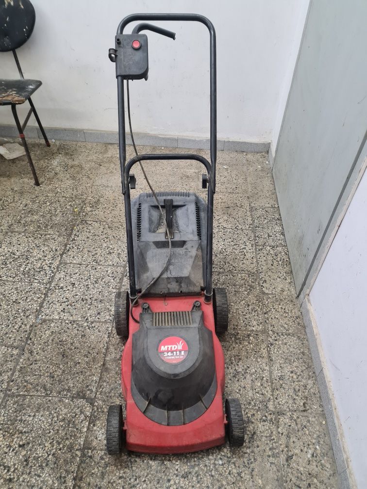 Косачка MTD 43-11 E 1100w