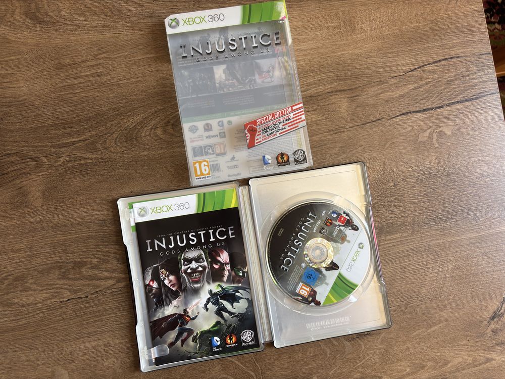 Fifa 15, Injustice Gods Among Us, Batman Arkham Origins XBOX 360 игри