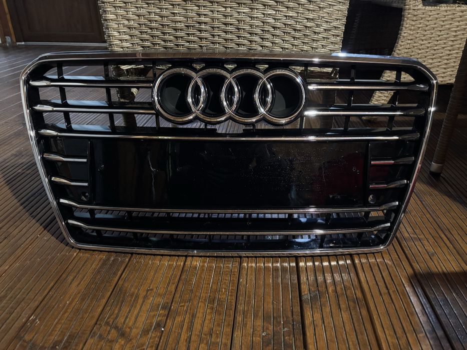 Grila fata audi A7 2014