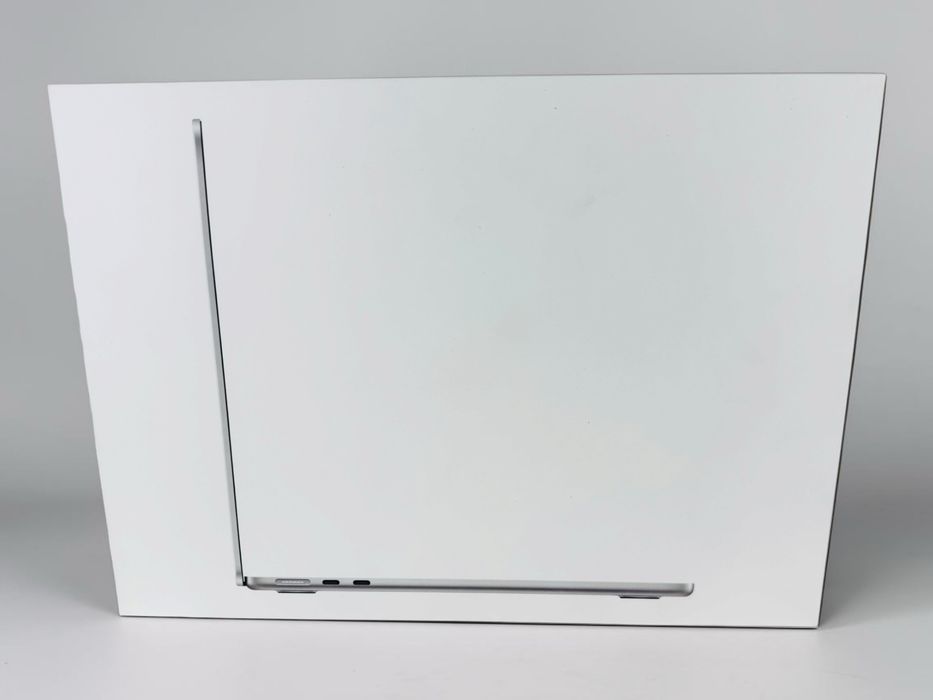 Apple MacBook Air 13" M4 16RAM 512SSD Silver НЕРАЗПЕЧАТАН! Гаранция! — миниатюра 5